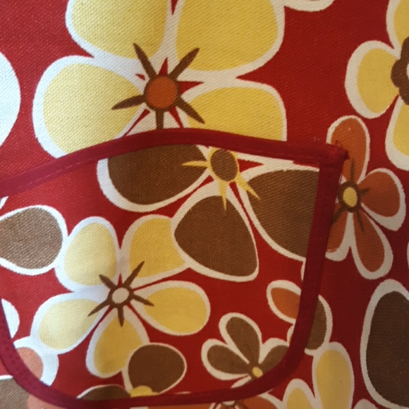 Ladies Apron - Picture 2 of 2